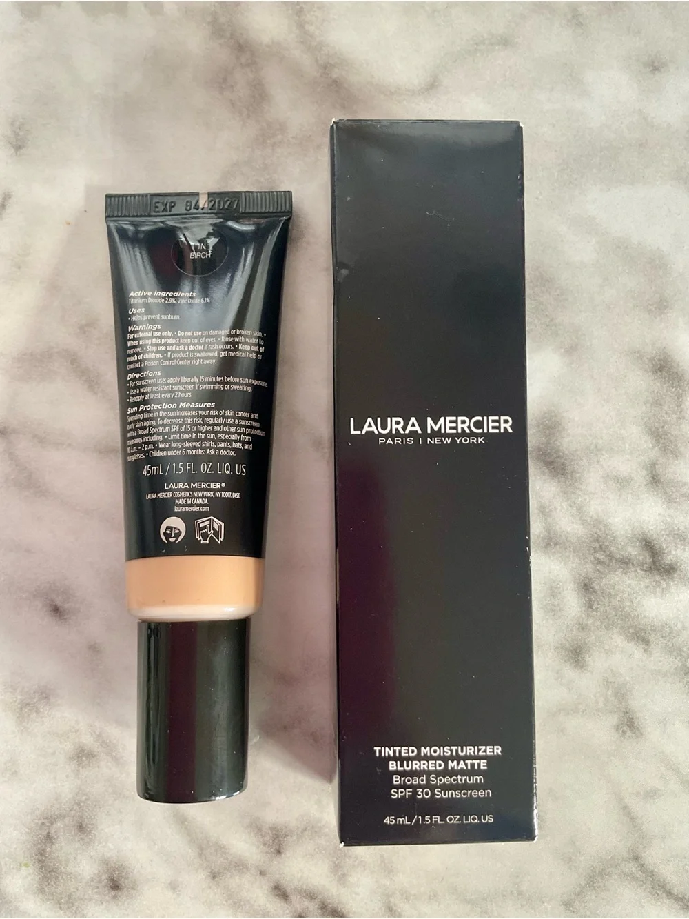 NEW-Tinted Moisturizer Blurred Matte Oil Free Broad Spectrum SPF 30- 1N BIRCH
